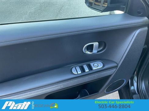 Used 2023 Hyundai Ioniq 5 SEL image 16