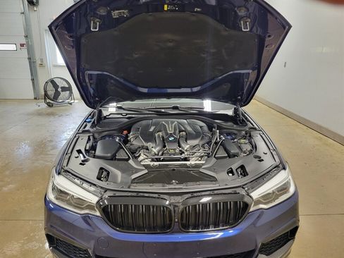 Used 2019 BMW M550i xDrive AWD/4WD image 64