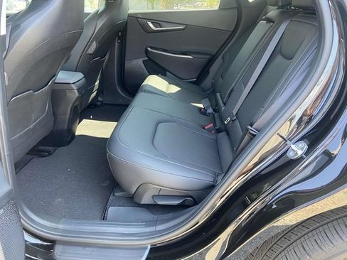 New 2024 Kia EV6 Wind w/ Wind Technology Package RWD image 9