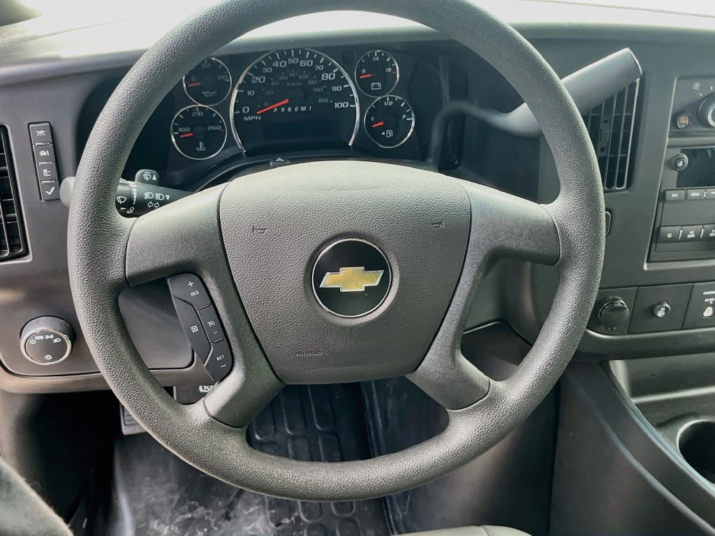 Used 2025 Chevrolet Express 3500 Extended w/ Driver Convenience Package RWD image 11