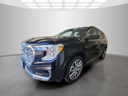 Used 2023 GMC Terrain Denali w/ LPO, Cargo Package AWD/4WD image 3