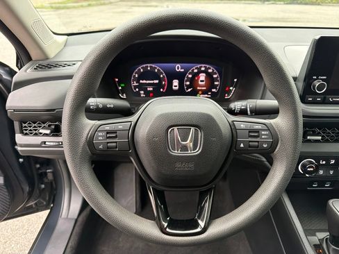 Used 2023 Honda Accord EX image 15