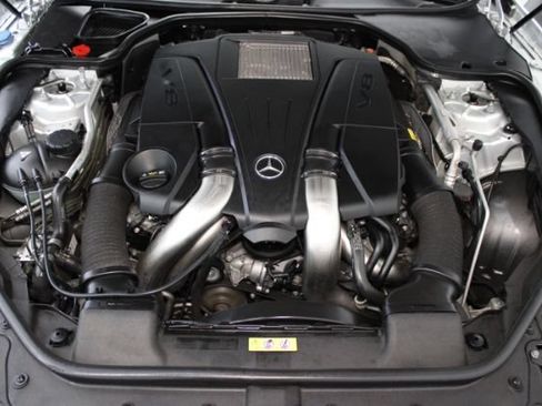 Used 2013 Mercedes-Benz SL 550 image 32