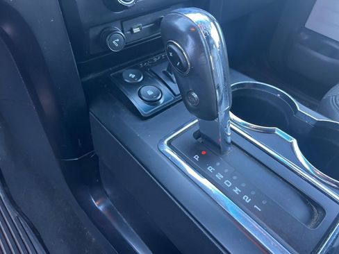 Used 2011 Ford F150 Raptor image 22