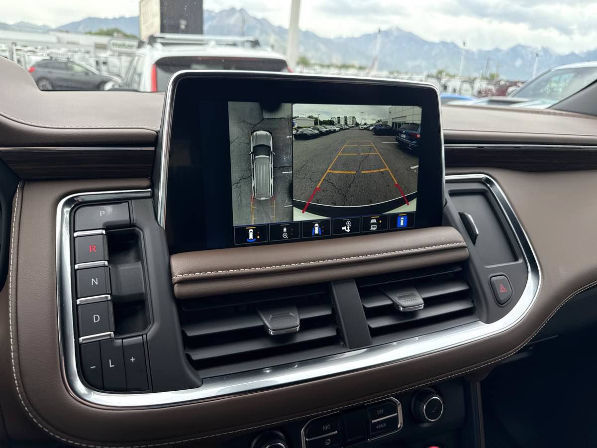 Used 2022 Chevrolet Tahoe High Country AWD/4WD image 33