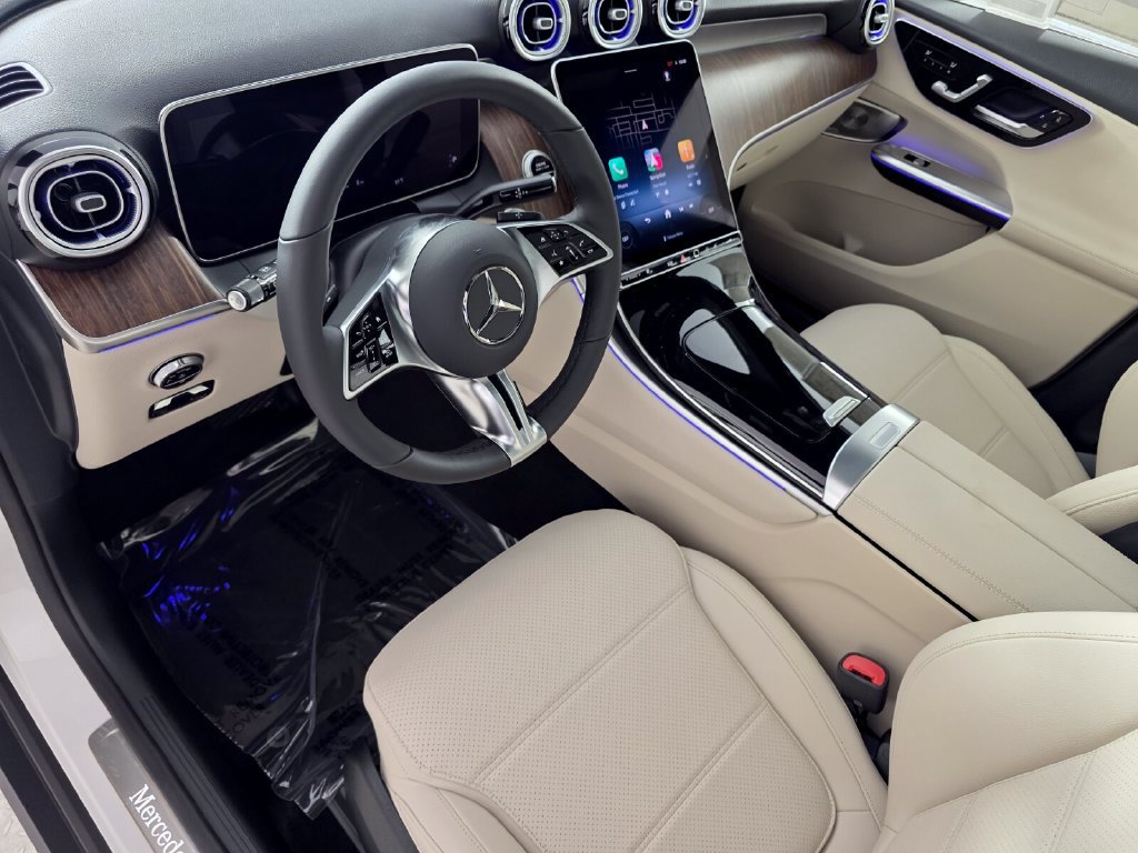 New 2027 Mercedes-Benz GLC 300 4MATIC image 7