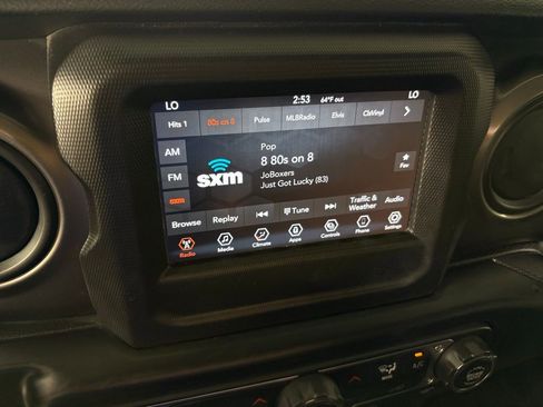 Used 2021 Jeep Gladiator Sport image 27