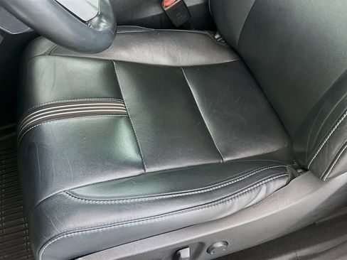 Used 2018 Toyota Highlander SE AWD/4WD image 19