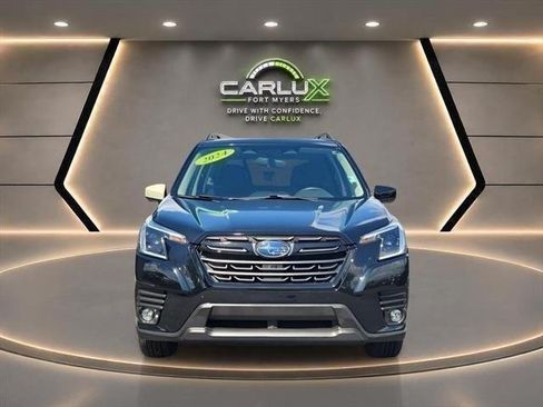 Used 2024 Subaru Forester Premium AWD/4WD image 2