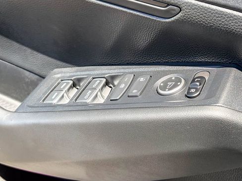 Used 2023 Honda Accord LX image 42
