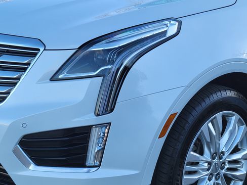 Used 2019 Cadillac XT5 Premium Luxury image 9