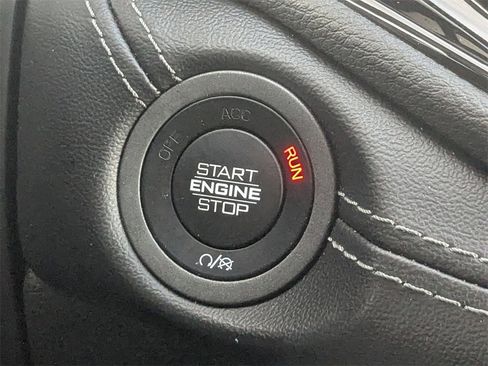 Used 2022 Dodge Durango GT image 21