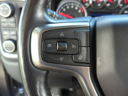 Used 2021 Chevrolet Silverado 1500 LT Trail Boss w/ Convenience Package II AWD/4WD image 12