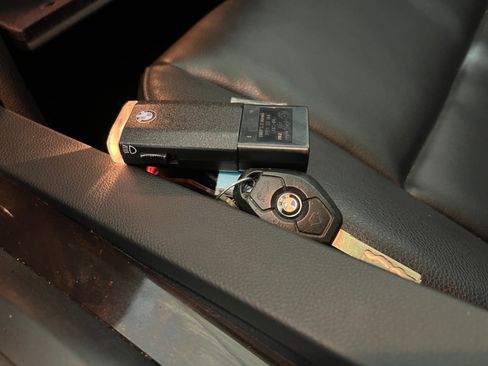 Used 2005 BMW 525i Sedan image 30