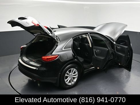 Used 2017 INFINITI QX70 AWD image 32