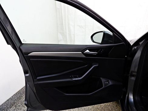 Used 2019 Volkswagen Jetta S FWD image 10