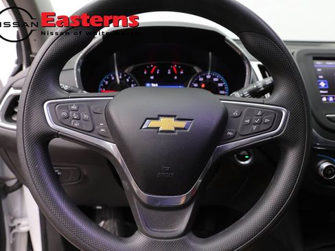 Used 2022 Chevrolet Equinox LT FWD image 10