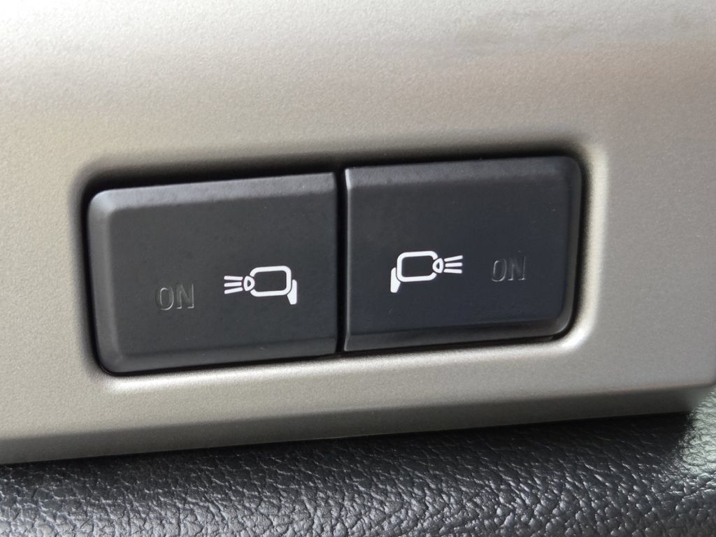 Used 2019 Ford F250 Lariat w/ Lariat Value Package AWD/4WD image 14