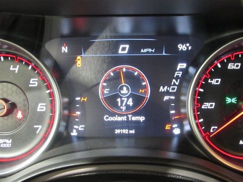 Used 2022 Dodge Charger SXT image 46