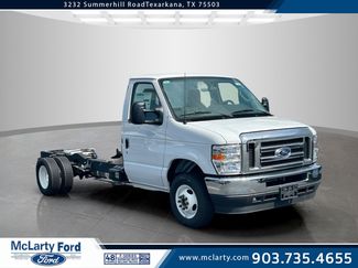 New 2026 Ford E-350 and Econoline 350 Super Duty w/ Ambulance Prep Package video 1