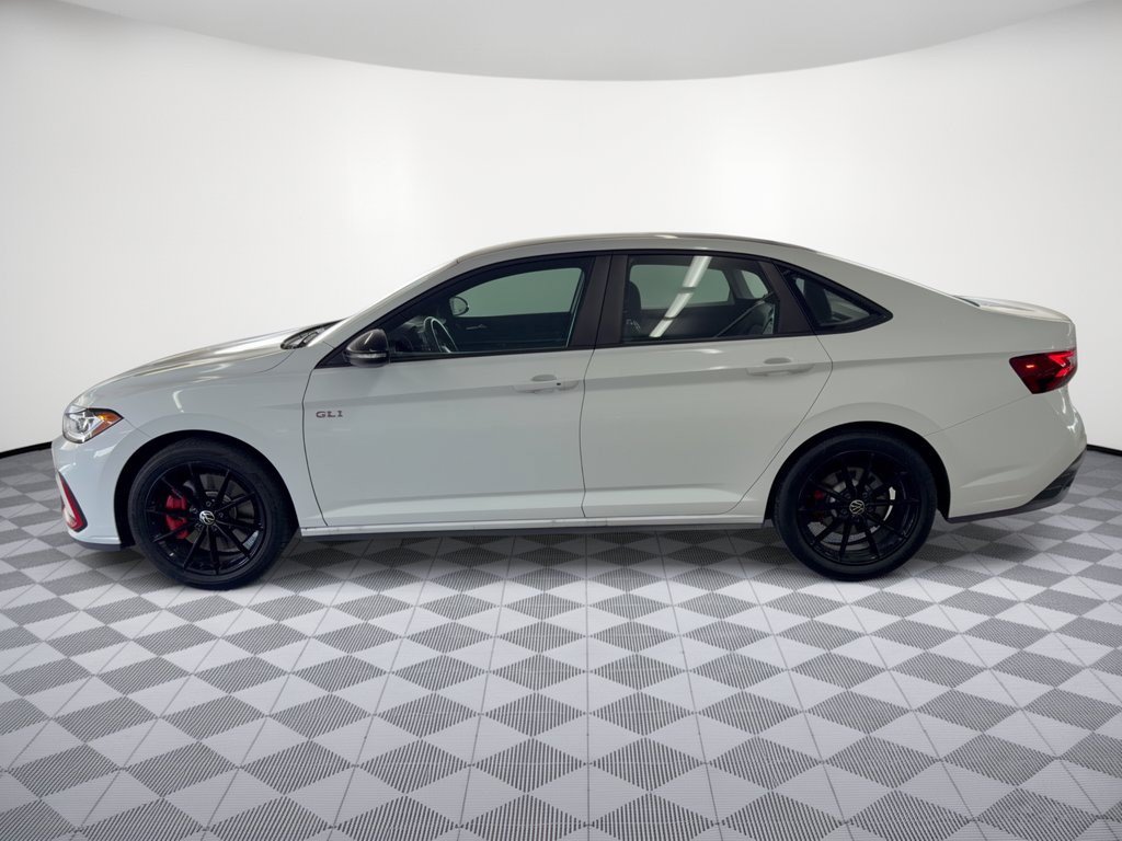 Used 2026 Volkswagen Jetta GLI Autobahn FWD image 2