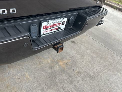 Used 2018 Chevrolet Silverado 1500 LT w/ All Star Edition image 17