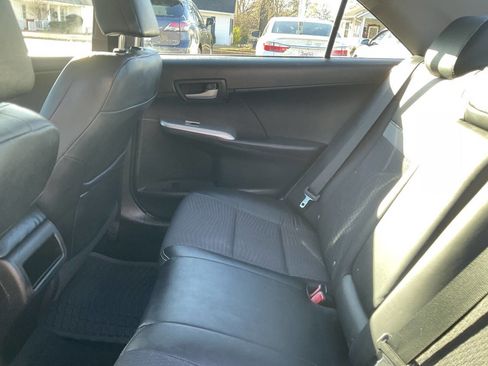 Used 2012 Toyota Camry SE image 12