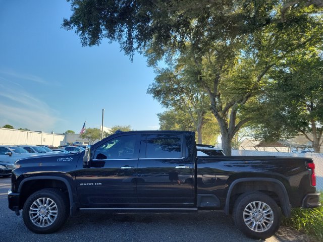 Used 2023 Chevrolet Silverado 2500 High Country w/ Z71 Off-Road Package AWD/4WD image 4