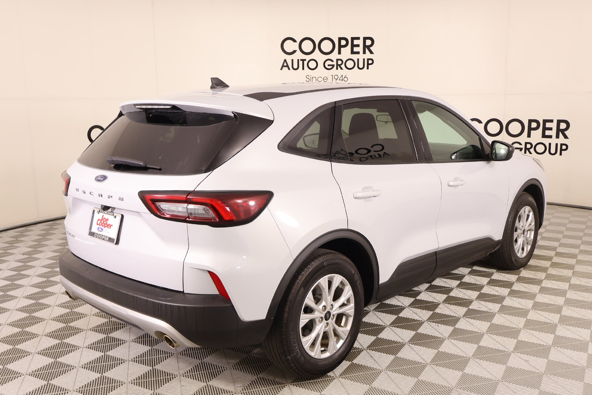 Used 2025 Ford Escape Active w/ Cold Weather Package FWD image 20