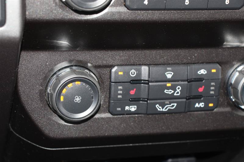 Used 2020 Ford F150 XLT w/ Equipment Group 302A Luxury AWD/4WD image 19
