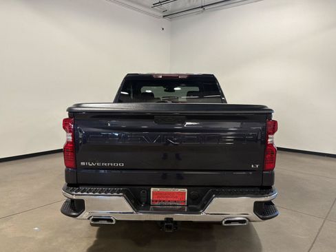Used 2023 Chevrolet Silverado 1500 LT w/ Z71 Off-Road Package AWD/4WD image 4