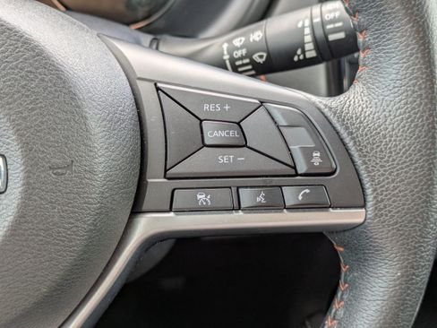 Used 2021 Nissan Kicks SR FWD image 23