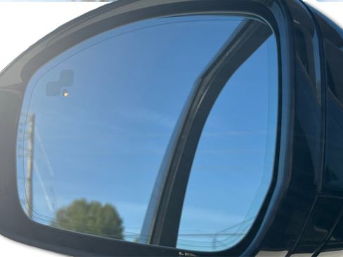 Used 2017 Land Rover Range Rover Long Wheelbase Supercharged image 55