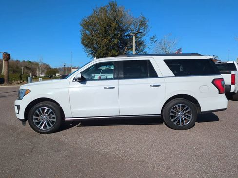 Used 2018 Ford Expedition Max Limited image 3