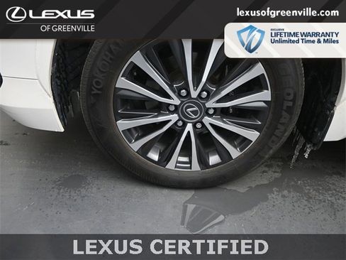 Certified 2024 Lexus LX 600 4WD w/ Premium Package image 9