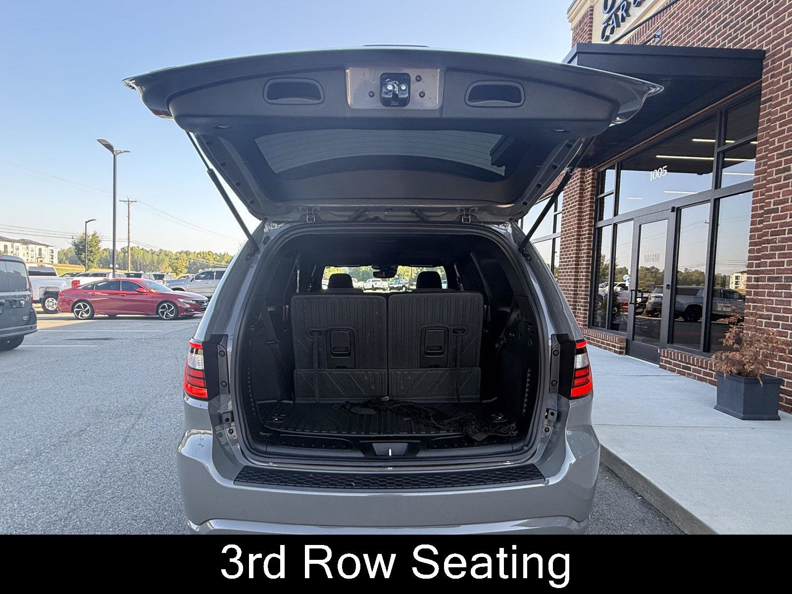 Used 2024 Dodge Durango SXT w/ SXT Blacktop Group AWD/4WD image 26