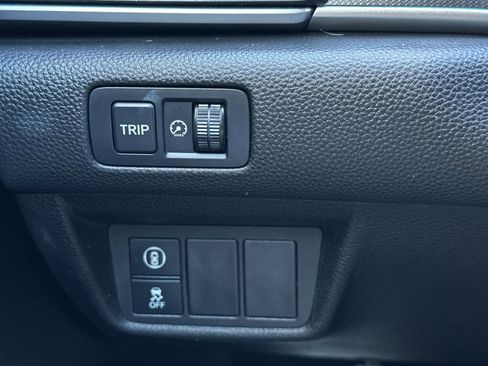 Used 2018 Honda Accord Sport image 28