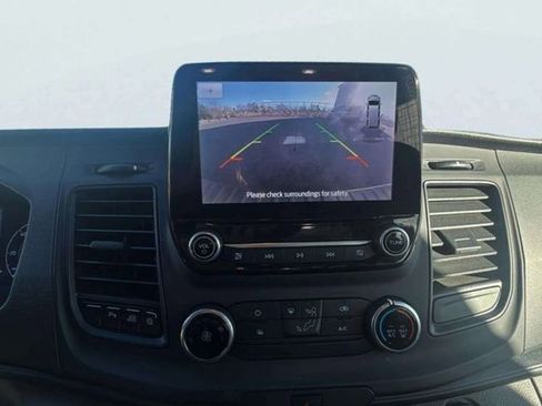 Used 2020 Ford Transit 250 Low Roof AWD image 12