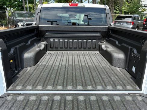 New 2026 Ford Maverick XLT w/ XLT Luxury Package FWD image 16
