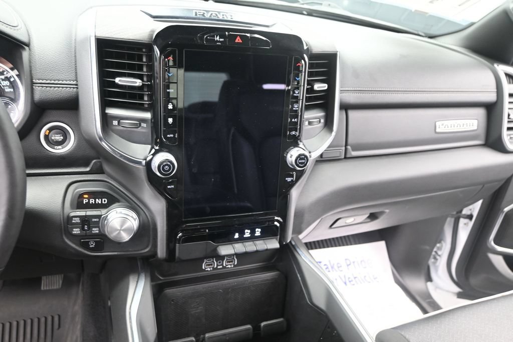 Used 2025 RAM 1500 Laramie w/ Sport Appearance Package AWD/4WD image 26