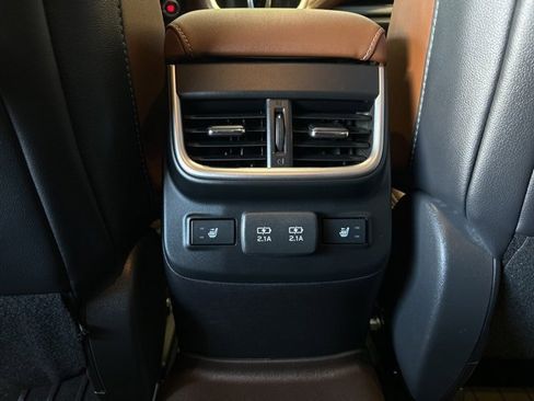 Used 2020 Subaru Outback Touring XT image 28