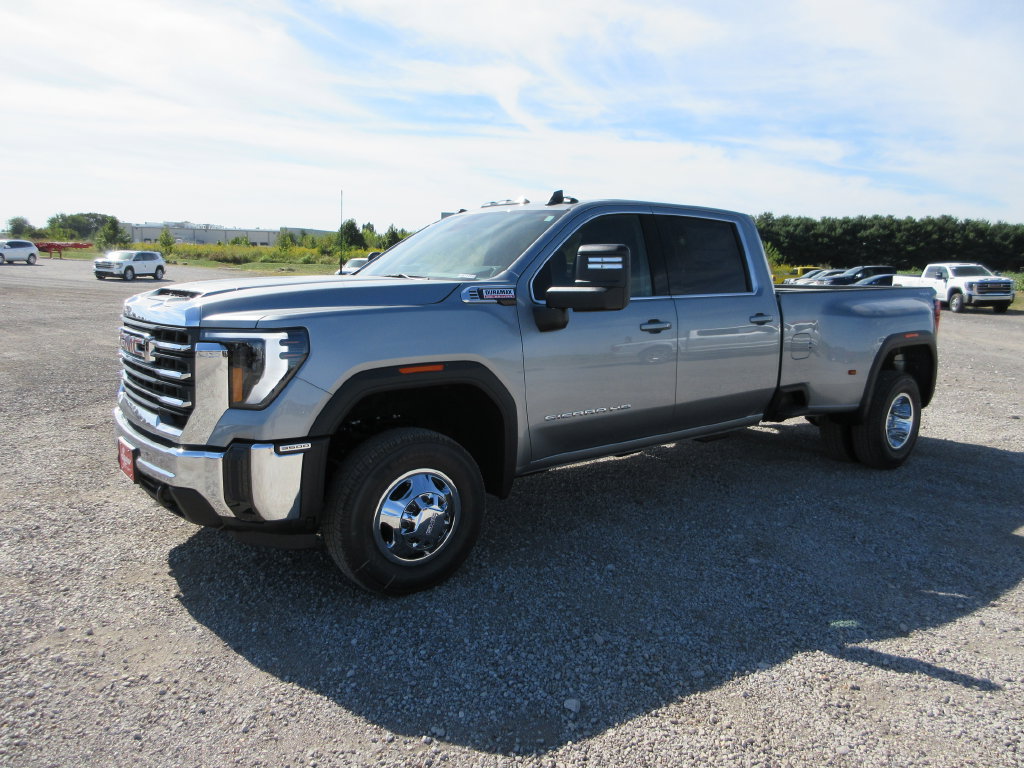 New 2026 GMC Sierra 3500 SLE w/ SLE Value Package AWD/4WD image 11