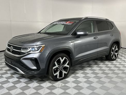 Used 2022 Volkswagen Taos SEL AWD/4WD image 4