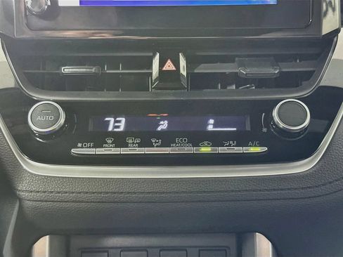 Used 2024 Toyota Corolla Cross AWD Hybrid image 18