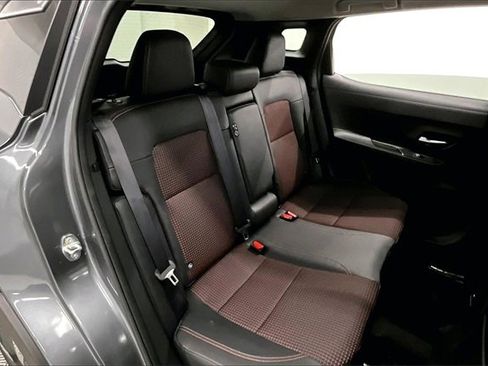 New 2026 Nissan Kicks SR image 29