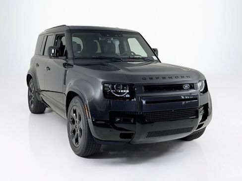 Used 2026 Land Rover Defender 110 X-Dynamic SE AWD/4WD image 7