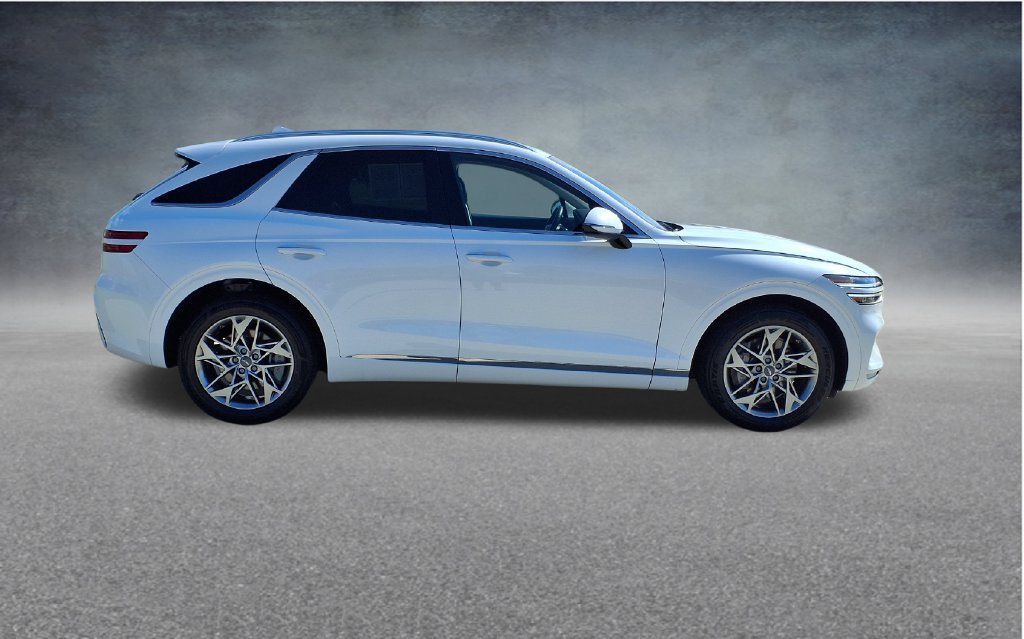 Used 2025 Genesis GV70 2.5T AWD/4WD image 8