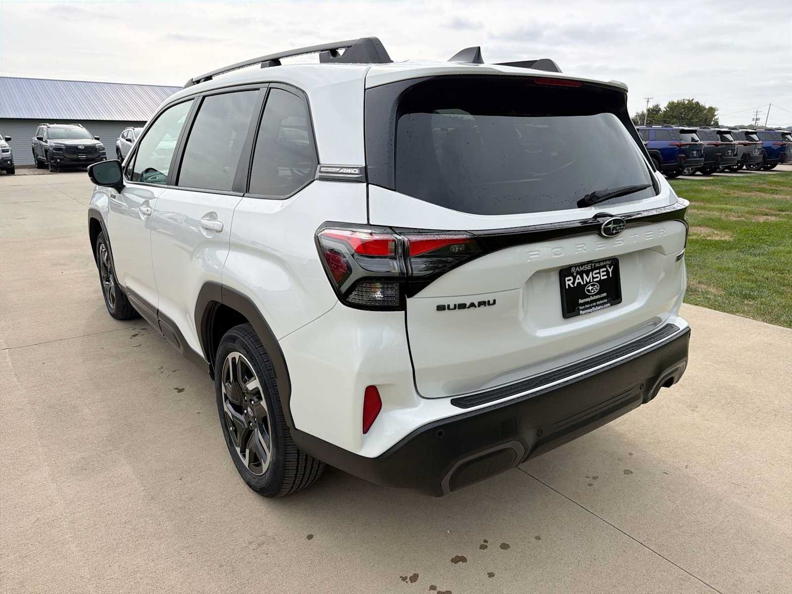 New 2026 Subaru Forester Touring AWD/4WD image 4