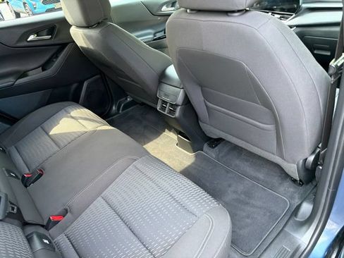 Used 2026 Chevrolet Equinox LT AWD/4WD image 34
