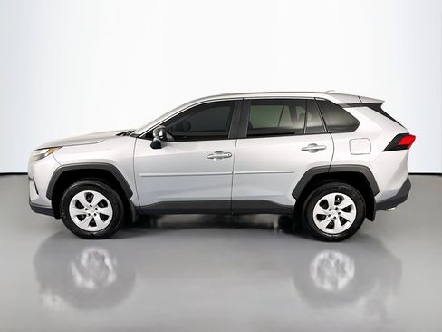 Used 2024 Toyota RAV4 LE image 8